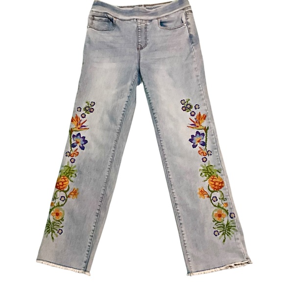 DG2 by Diane Gilman New Classic Stretch Pull on Embroidered Jeans - Picture 5 of 14